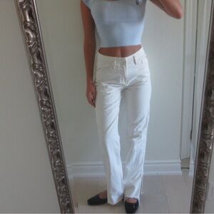 ZARA Off-White Straight Leg Jeans – Size 4 🦢